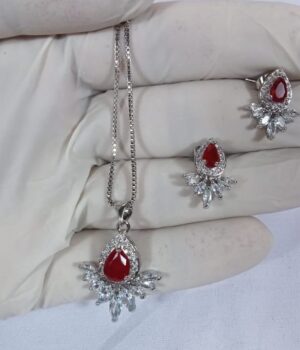 Best Quality Artificial Jewelry Necklace Set Silver + Maroon